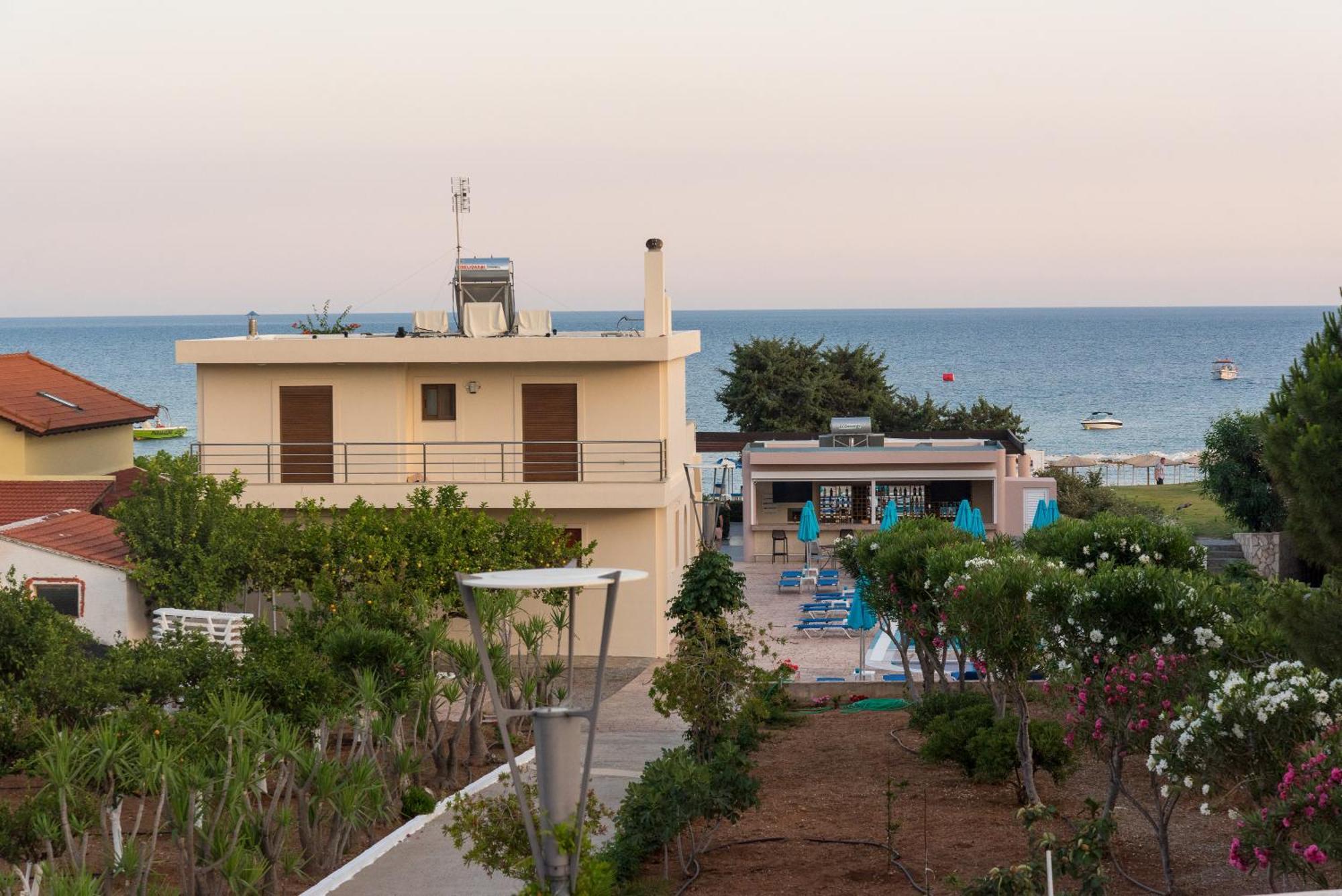 Amaryllis Front Beach Hotel Lardos Exterior foto
